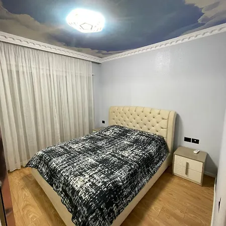 Luxury * Τίρανα